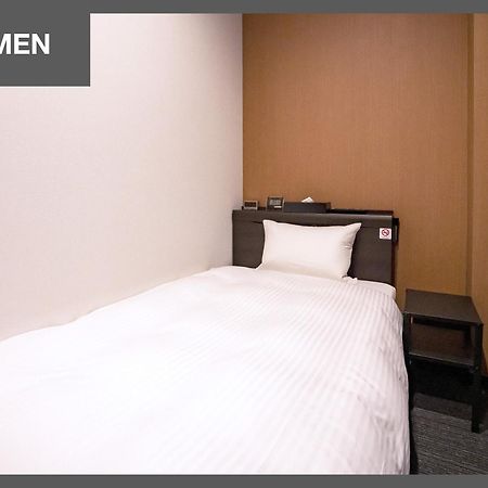 R9 Hostel Tochigi Ekimae - Male Only Экстерьер фото
