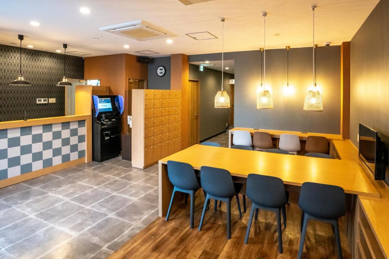 R9 Hostel Tochigi Ekimae - Male Only Экстерьер фото