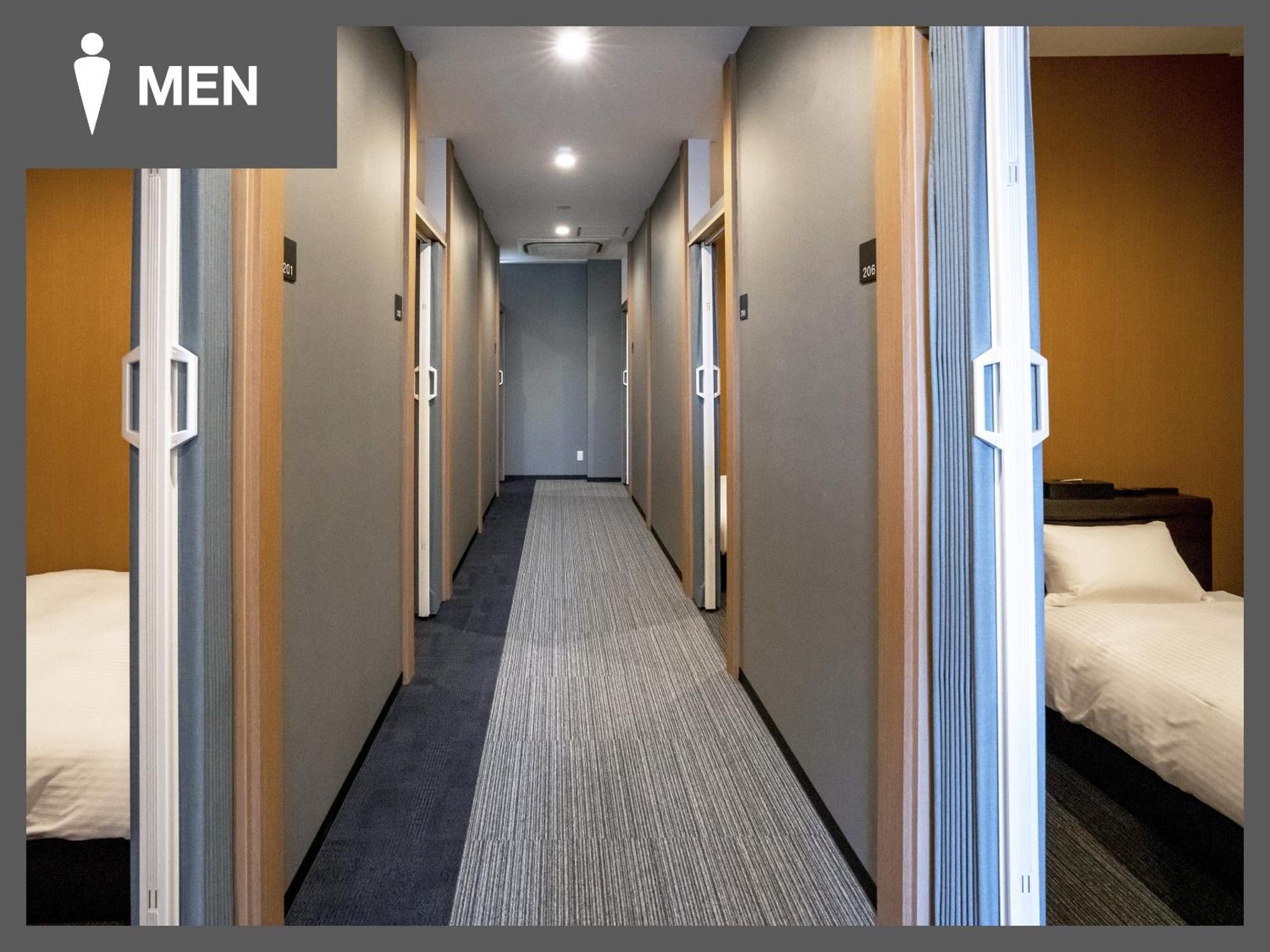 R9 Hostel Tochigi Ekimae - Male Only Экстерьер фото